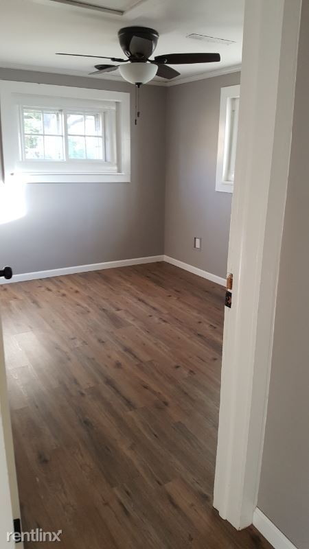 Building Photo - 2 br, 1 bath House - 1304 3rd street