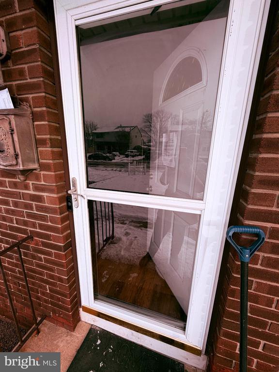 Building Photo - 122 Annabelle Ave