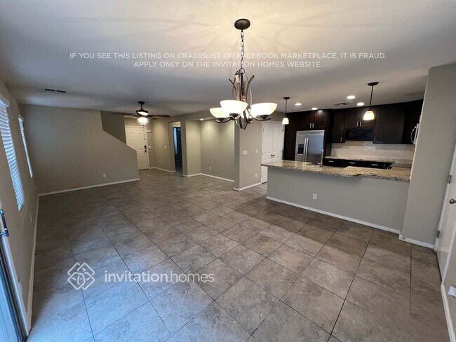 Foto del edificio - 5816 E Harmony Ave