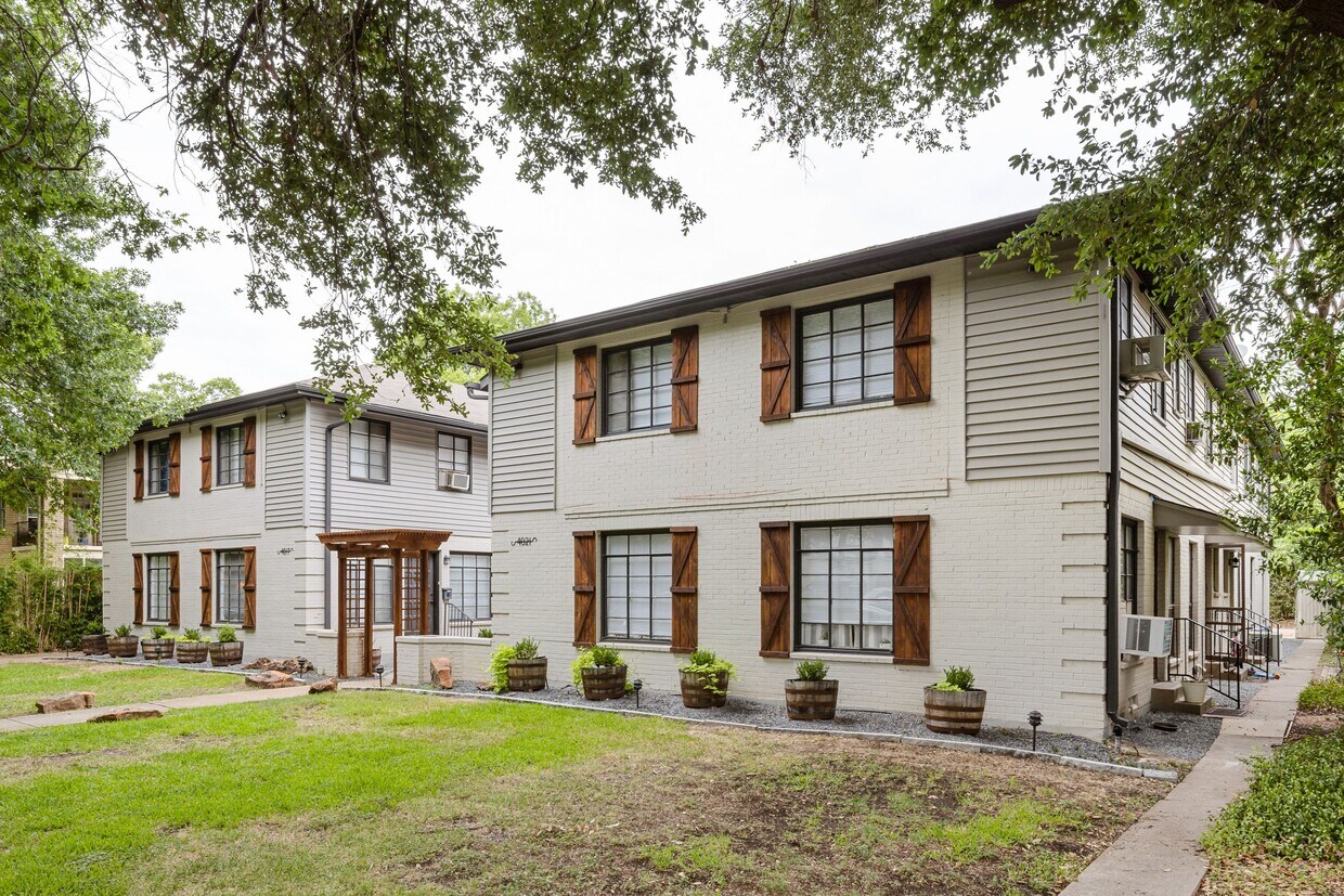Foto principal - 4017 Prescott Ave