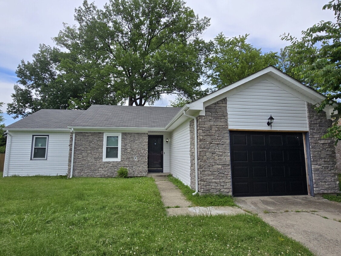 Foto principal - 4803 E Indian Trail