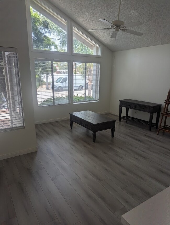 Building Photo - 1046 Canal St