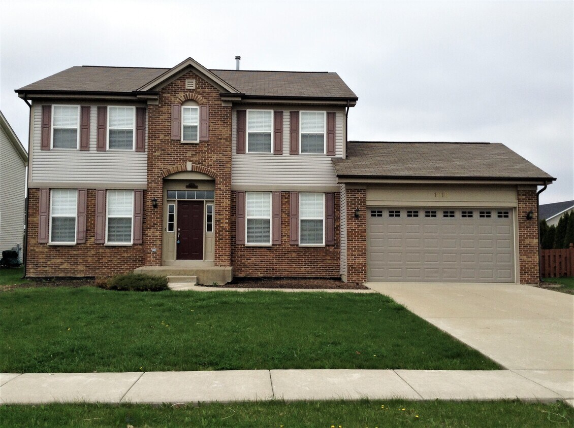 1010 Northside Drive House Rental in Shorewood, IL