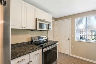 Building Photo - 3079 Hanna Ct