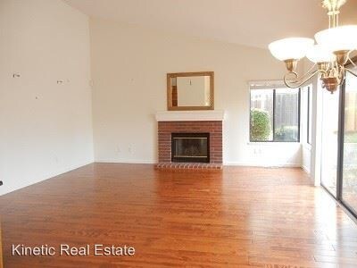Building Photo - 4 br, 2.5 bath House - 137 Julian Way