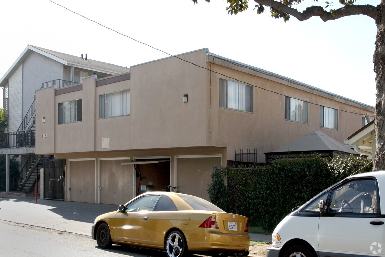 Building Photo - 1381 Temple Ave