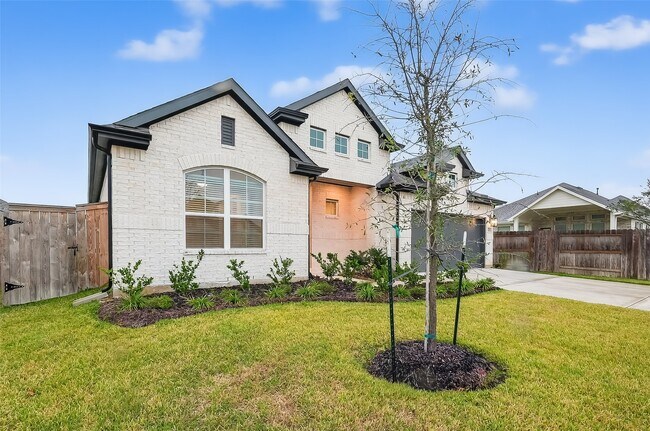 Building Photo - 2210 Cherry Brg Ln