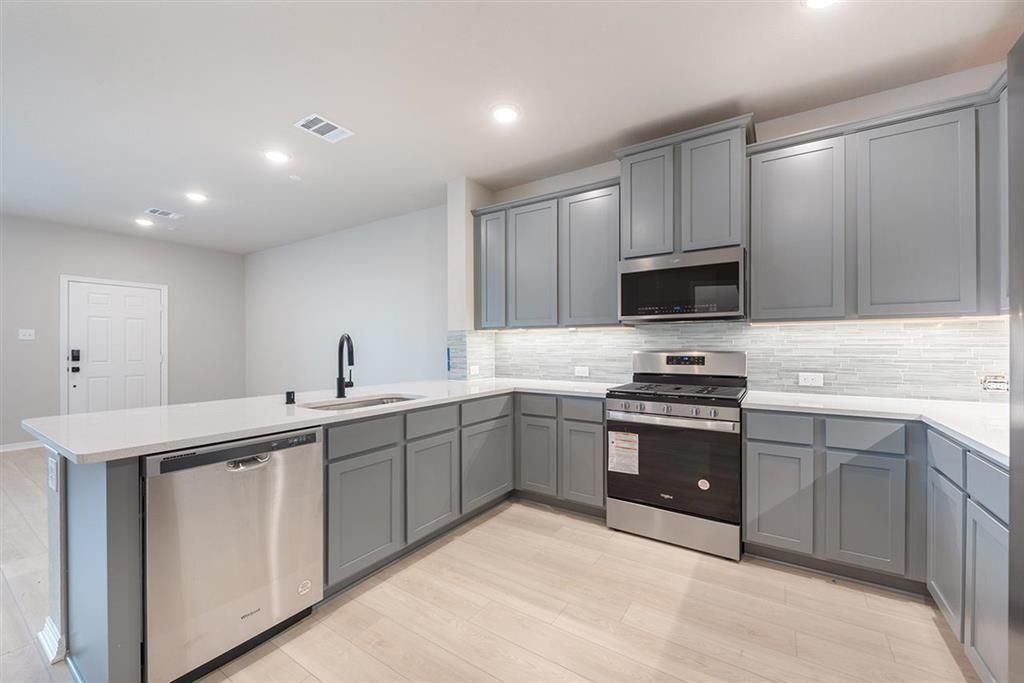 Building Photo - 2830 Scanlan Mdw