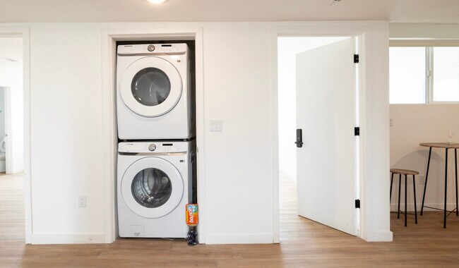 Foto del edificio - 2642 Brighton Ave