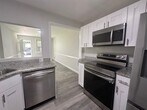 Foto principal - 2252 Reuben St