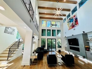 Building Photo - 922 T C Jester Blvd