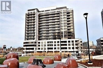 Building Photo - 1 De Boers Dr