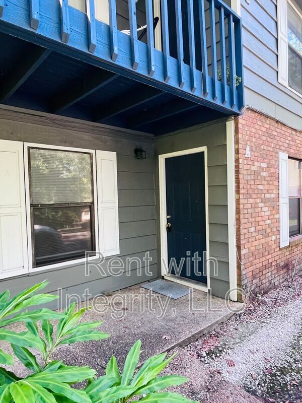 Foto del edificio - 581 Holyoke Ct