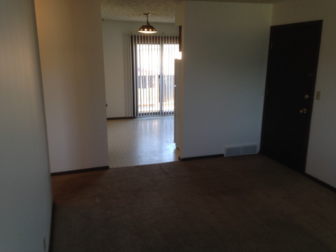 Foto principal - 609 Kennedy Dr