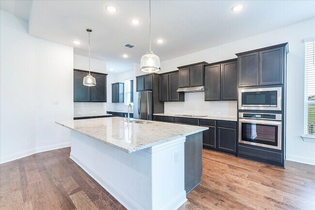 Building Photo - 144 Rocky River Rd