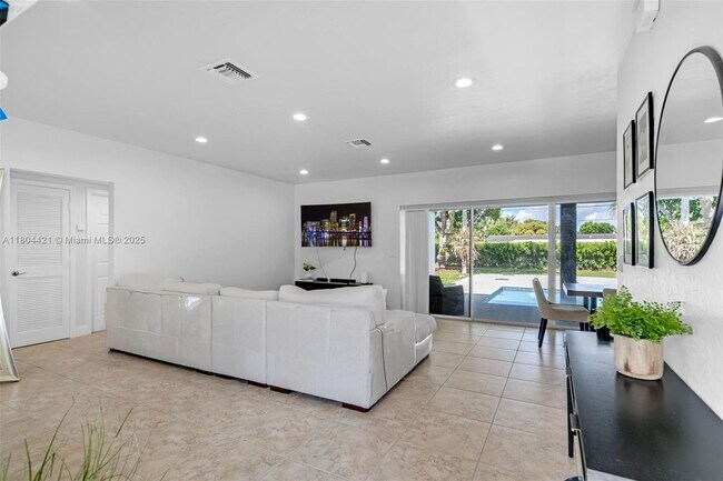 Foto del edificio - 15400 SW 84th Ave