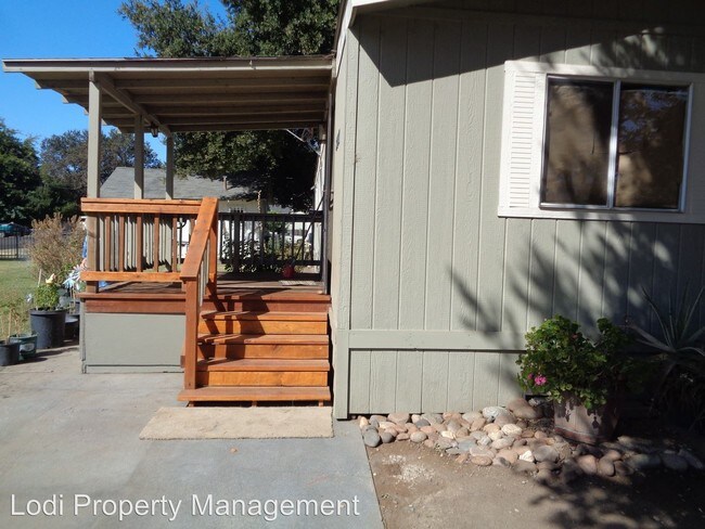 Foto del edificio - 2 br, 1 bath House - 8441 W Stockton St