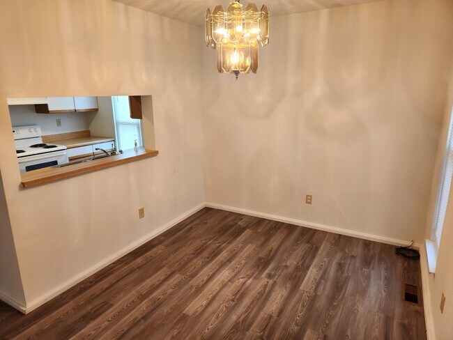 Foto del edificio - 944 Ravine Dr