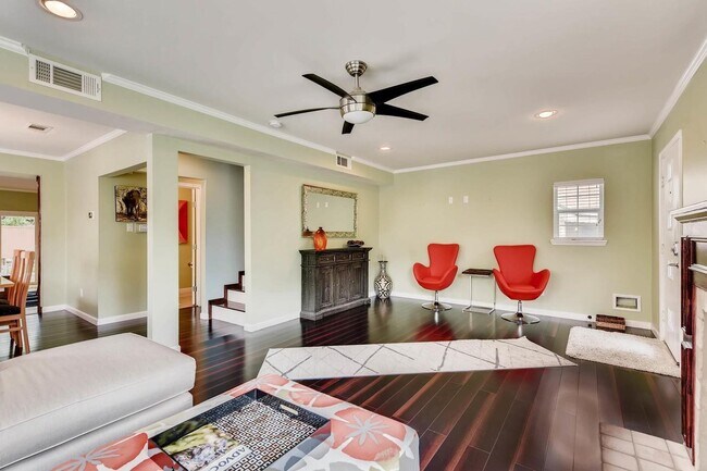 Foto del edificio - 5202 Pershing St