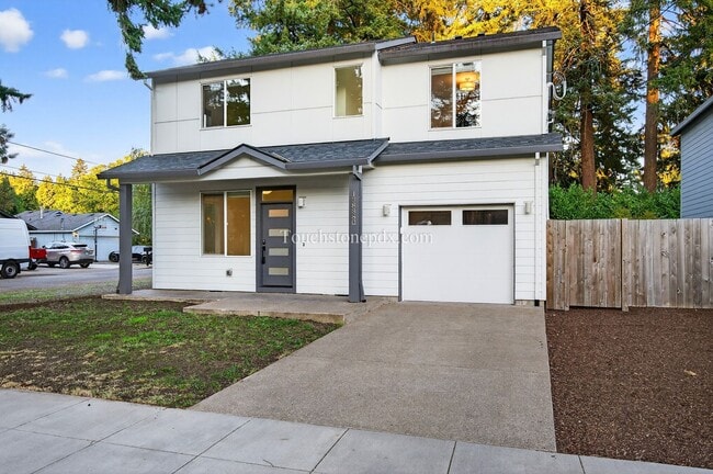 Building Photo - 2024-MUIR4