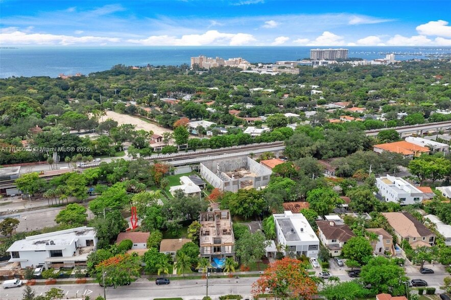 Foto principal - 3242 SW 1st Ave