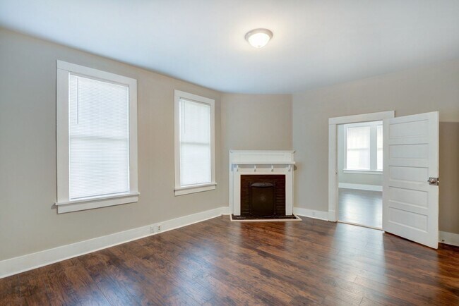 Foto del edificio - 612 West Victory Drive