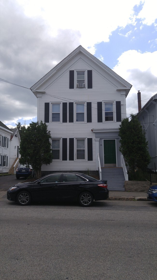 Building Photo - 38 Bacon St