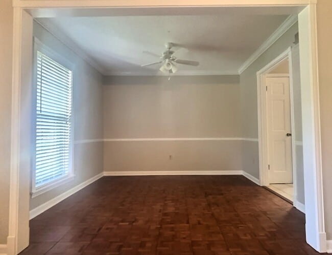 Foto del edificio - 335 Alexander Cove