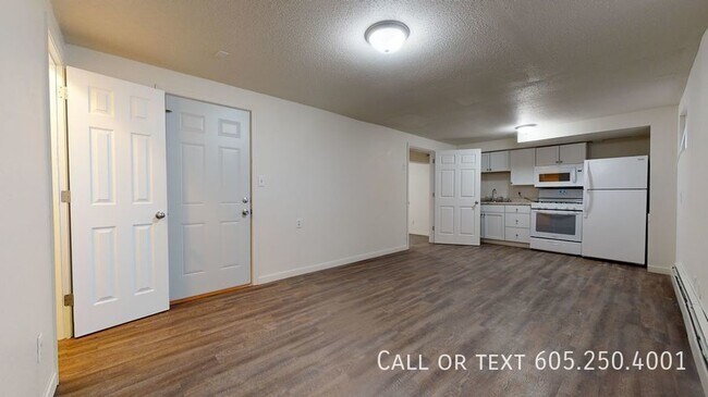 Foto del edificio - Modern 1 Bedroom Apartment in Historic Sio...