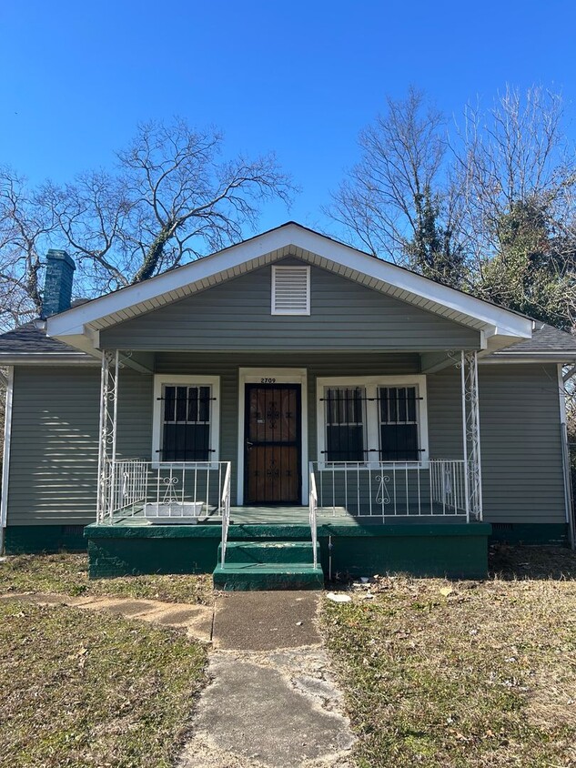 Foto principal - Two Bedroom Home in Chattanooga