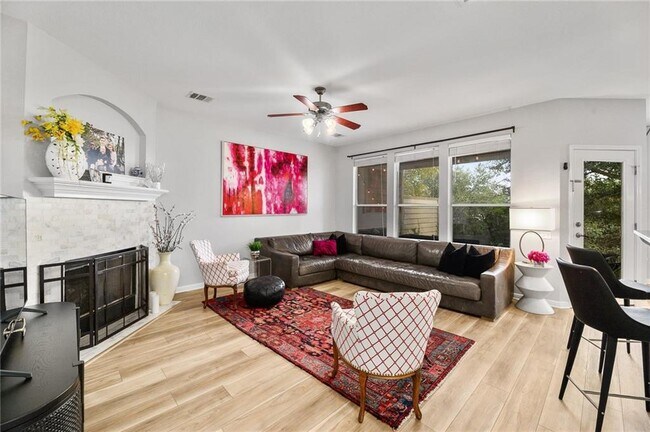 Foto del edificio - 7901 Southwest Pkwy