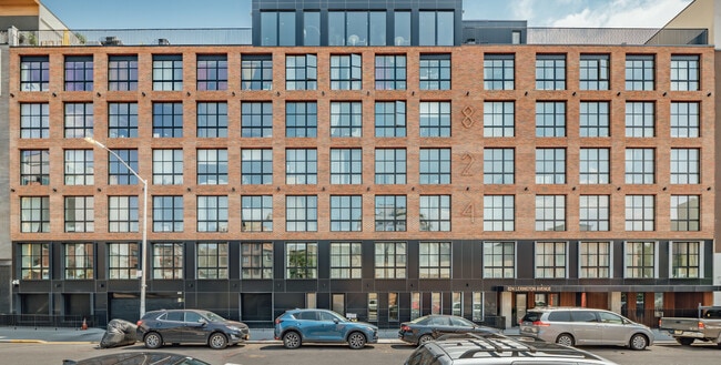 Building Photo - 824 Lexington Ave