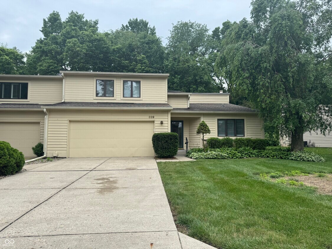 Primary Photo - 329 Sandbrook Dr
