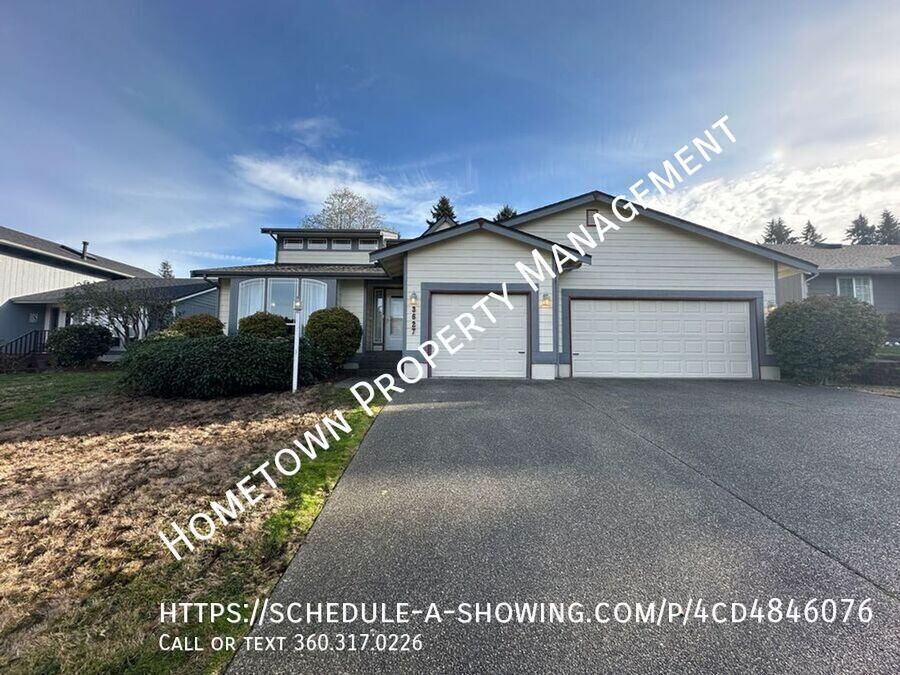 Primary Photo - Beautiful 4 Bedroom, 2.5 Bath Home with 3 ...