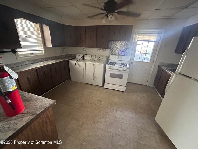 Foto del edificio - 945 Woodlawn St