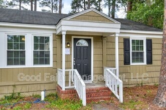 Building Photo - 2347 Henry Cir