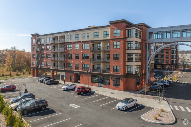 Alternate Exterior Image - The Archway - One Month Free!