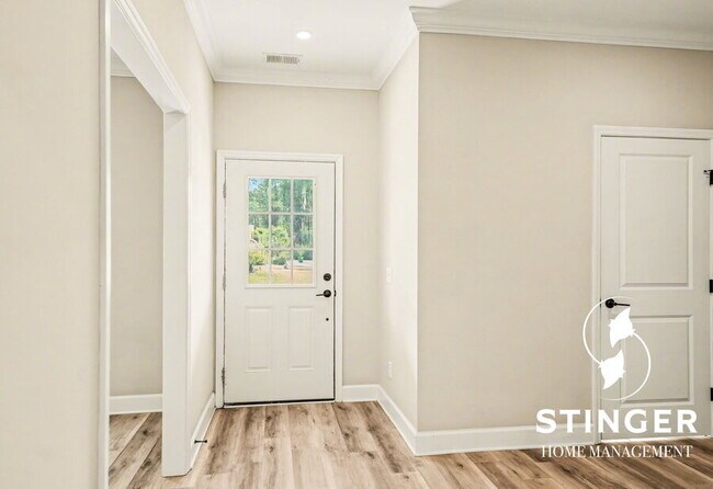 Building Photo - 14 Los Robles Rd