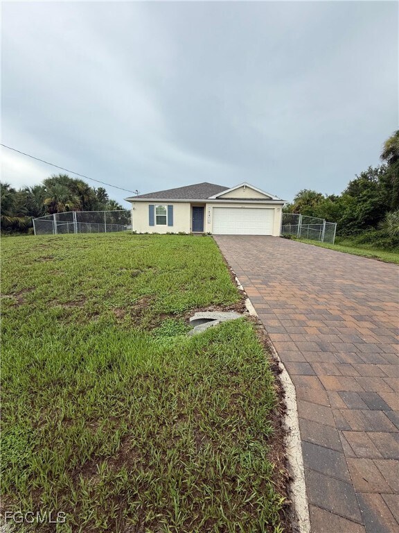 Building Photo - 3051 S Beechwood Cir