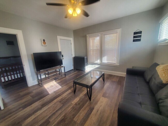 Foto del edificio - 2867 N Fratney St