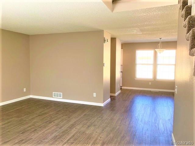 Building Photo - 2890 W Long Cir