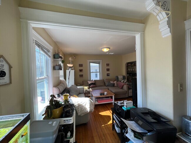 Building Photo - 7 Craigie Ter