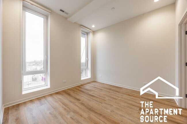 Foto del edificio - 6340 W Belmont Ave