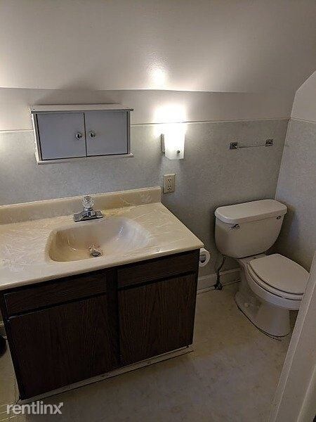 Building Photo - 4832 N Mohawk Ave