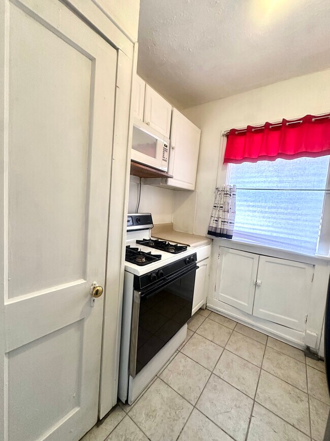 Foto del edificio - 3865 Alberta St