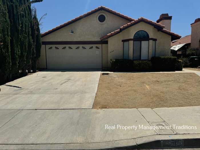 Primary Photo - Freshly Rehabbed 3 + 2 in Palmdale