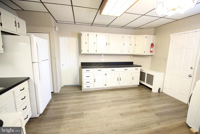 Foto del edificio - 201 E Delaware Ave