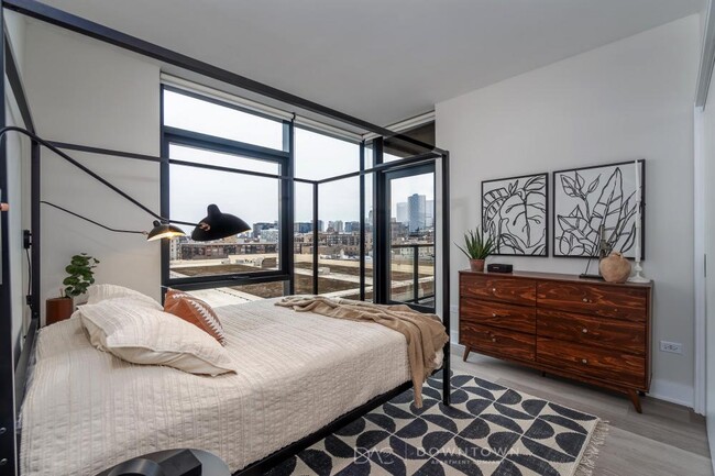 Foto del edificio - 1 bedroom in Chicago IL 60607