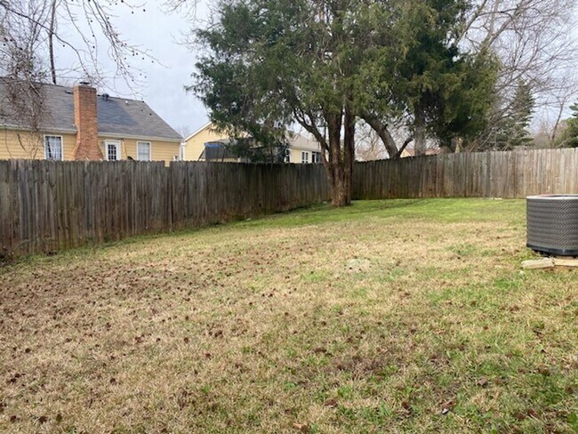 Building Photo - 1/2 MO/OFF SPECIAL - Mint Hill Area- Updated 3 bed/2 bath -Ranch with garage and fence