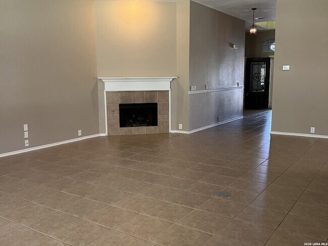 Foto del edificio - 4724 Green Bluff Dr